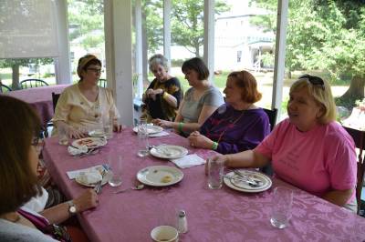 Lunch! - c2013 Mary Huber